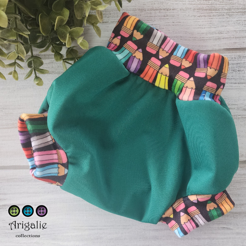 Couvre-couche DADO - Taille SMALL (BANDES À MOTIF)